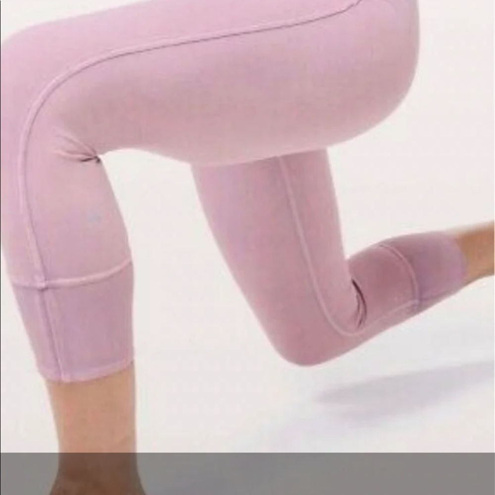 LululemonLululemon Wunder Under Crop 23" *Ribbed Snow Washed Vintage Mauve SZ 4